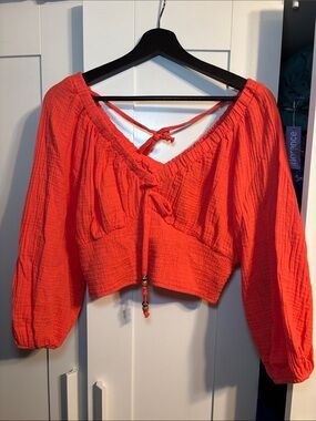 Cropped Tie-Back Peasant Top in Vibrant Coral